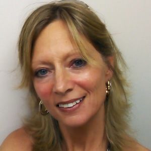 Meet your Posher, Angelique